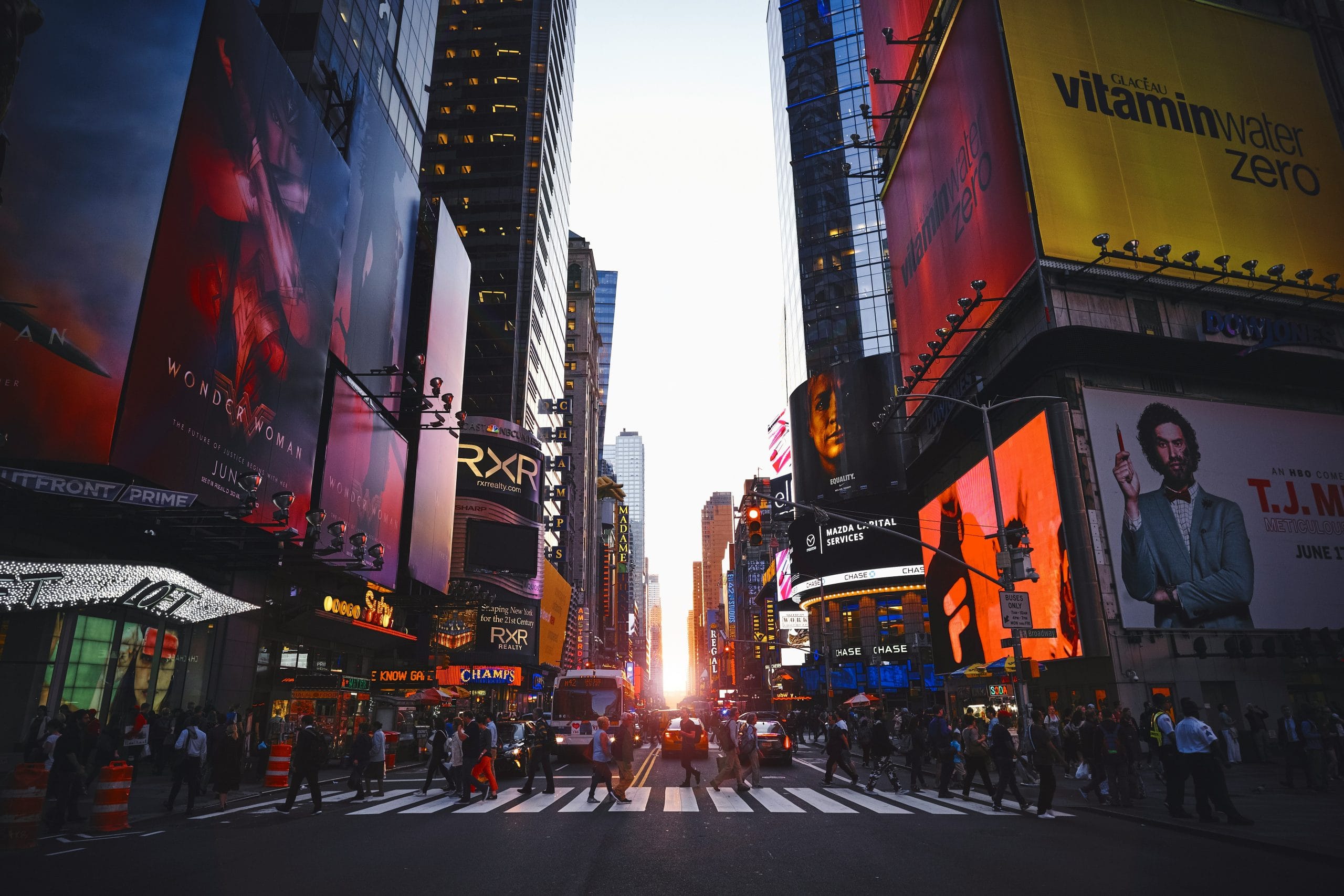 Best Day Trips in New York: Waterfalls, Small Towns & Hidden Gems