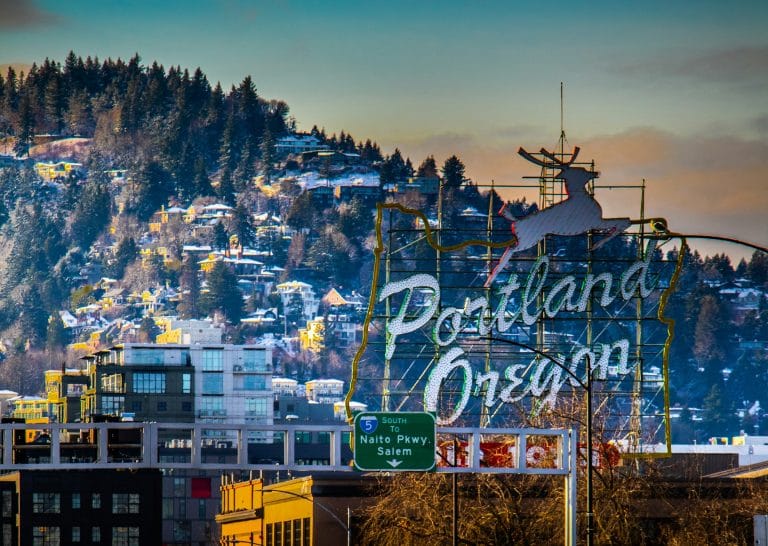 Best Christmas Lights in the Portland Area: 2026 Holiday Lights Guide